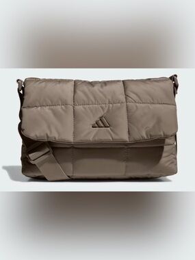 adidas essentials convertible backpack Crossbody Sling Bag : Clothing, Shoes & Jewelry The adidas Essentials Convertible Crossbody Bag gives you the freedom to travel hands adidas Unisex Essentials Convertible School/Gym